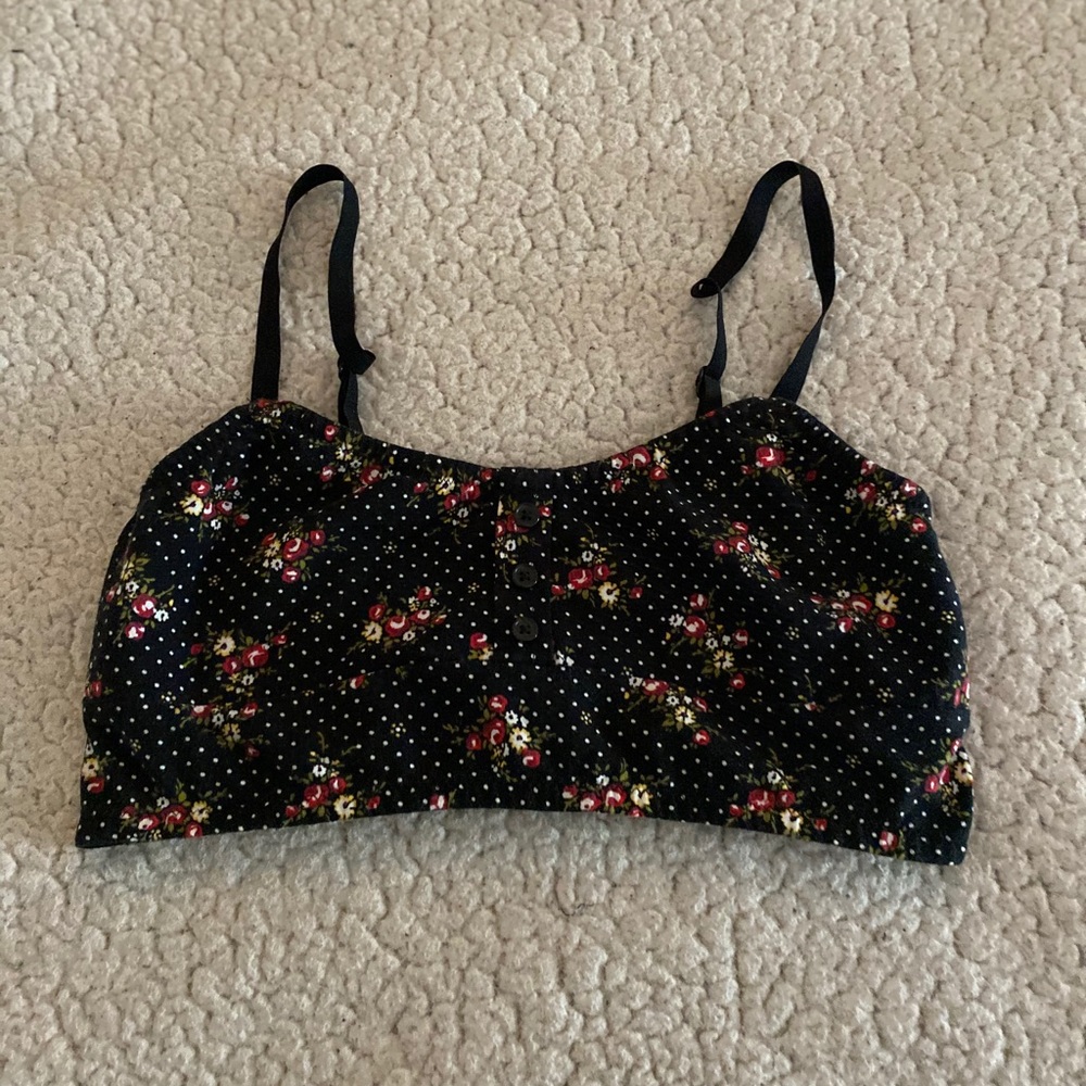 Super Cropped Black Tank w Floral Polka Dot Print